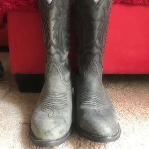 Gray Tony Lama cowgirl boots